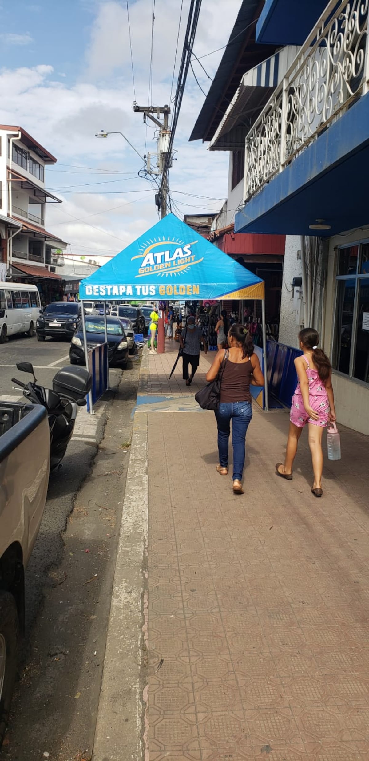 Así está la cosa. Ya comienzan a forrar con estructuras de metal el parque Belisario Porras de Las Tablas para los esperados carnavales