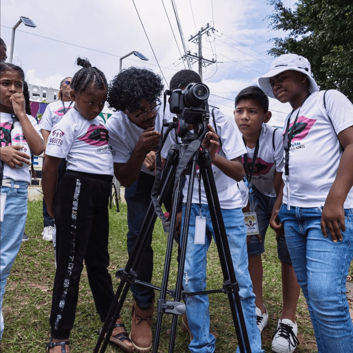 Jóvenes de Curundú podrán hacer cine gratis: abre convocatoria de ‘Ojos que Hablan’