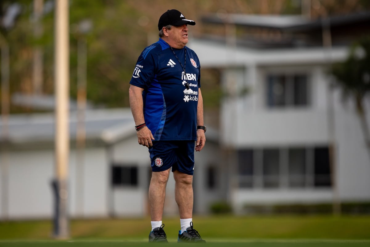 ¡Costa Rica a la batalla! Miguel Herrera prepara su primer desafío con equipo completo