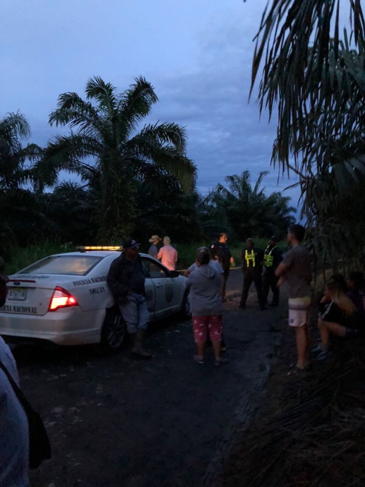 Muere expelotero chiricano luego que su vehículo cayera de un puente