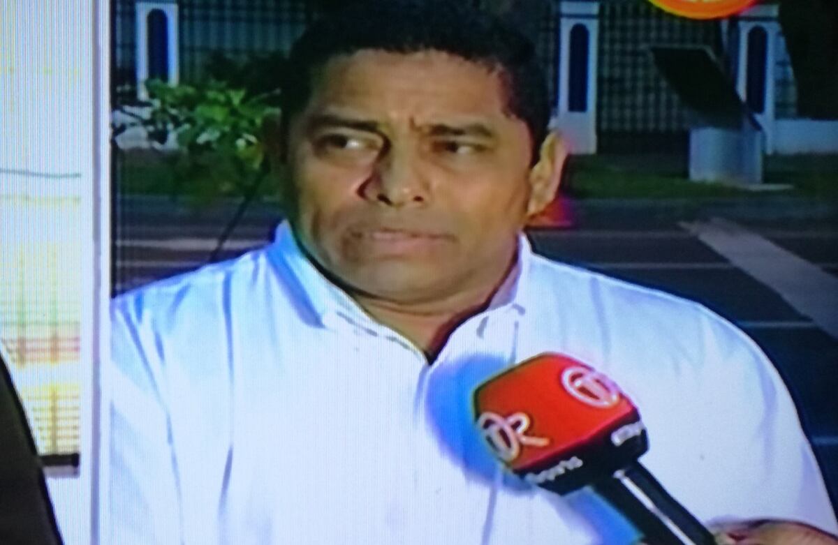 Taxista que le gritó 'payasa' a la pasajera da su versión