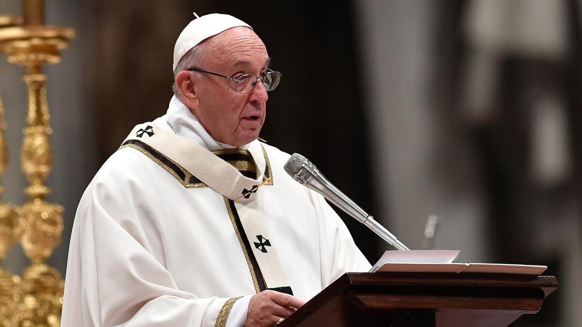 El Papa dice que el dinero y el éxito son astros fugaces que se estrellan