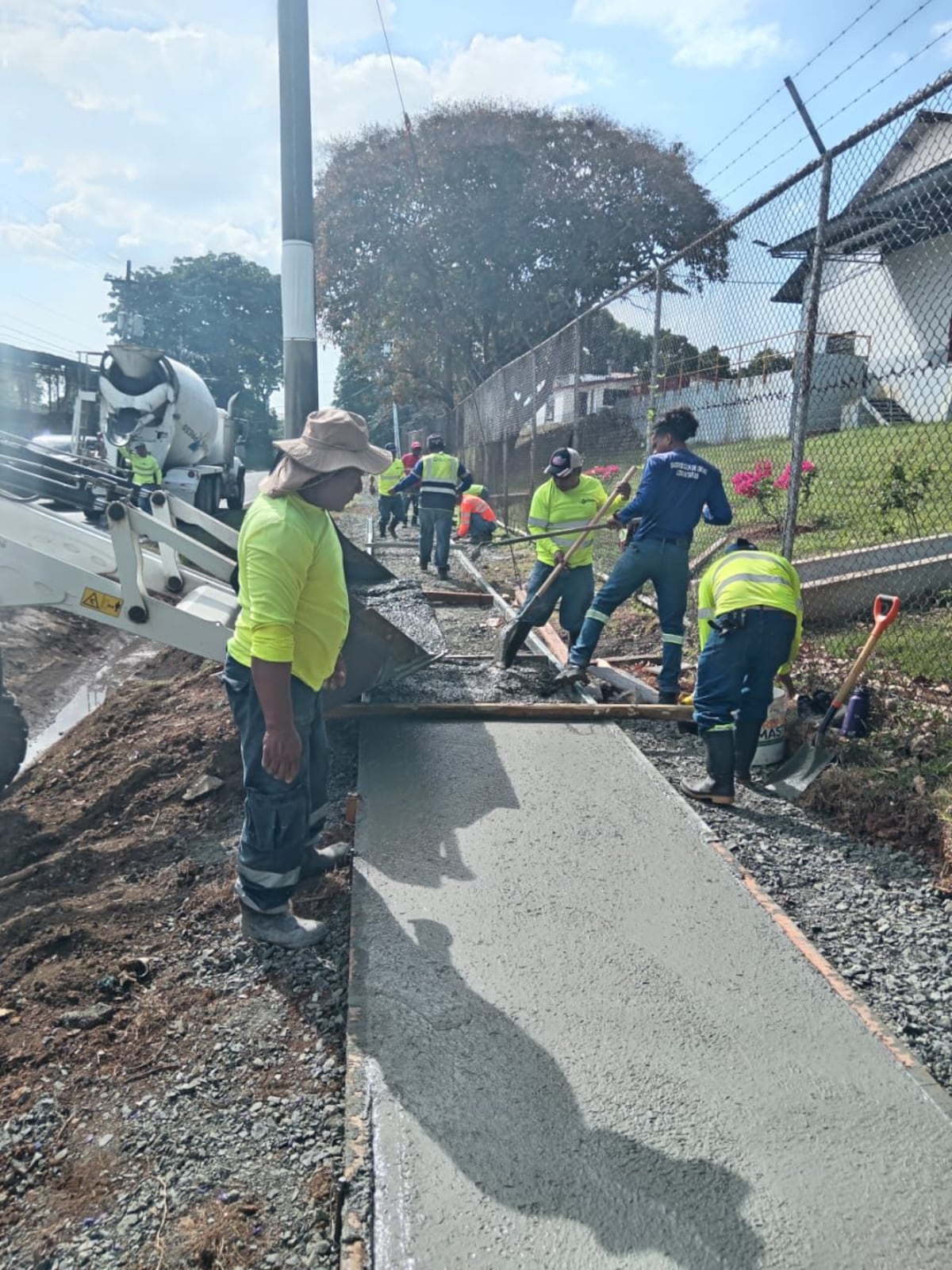 Concreto en marcha: Arranca plan de mejoras urbanas para varios puntos de la capital