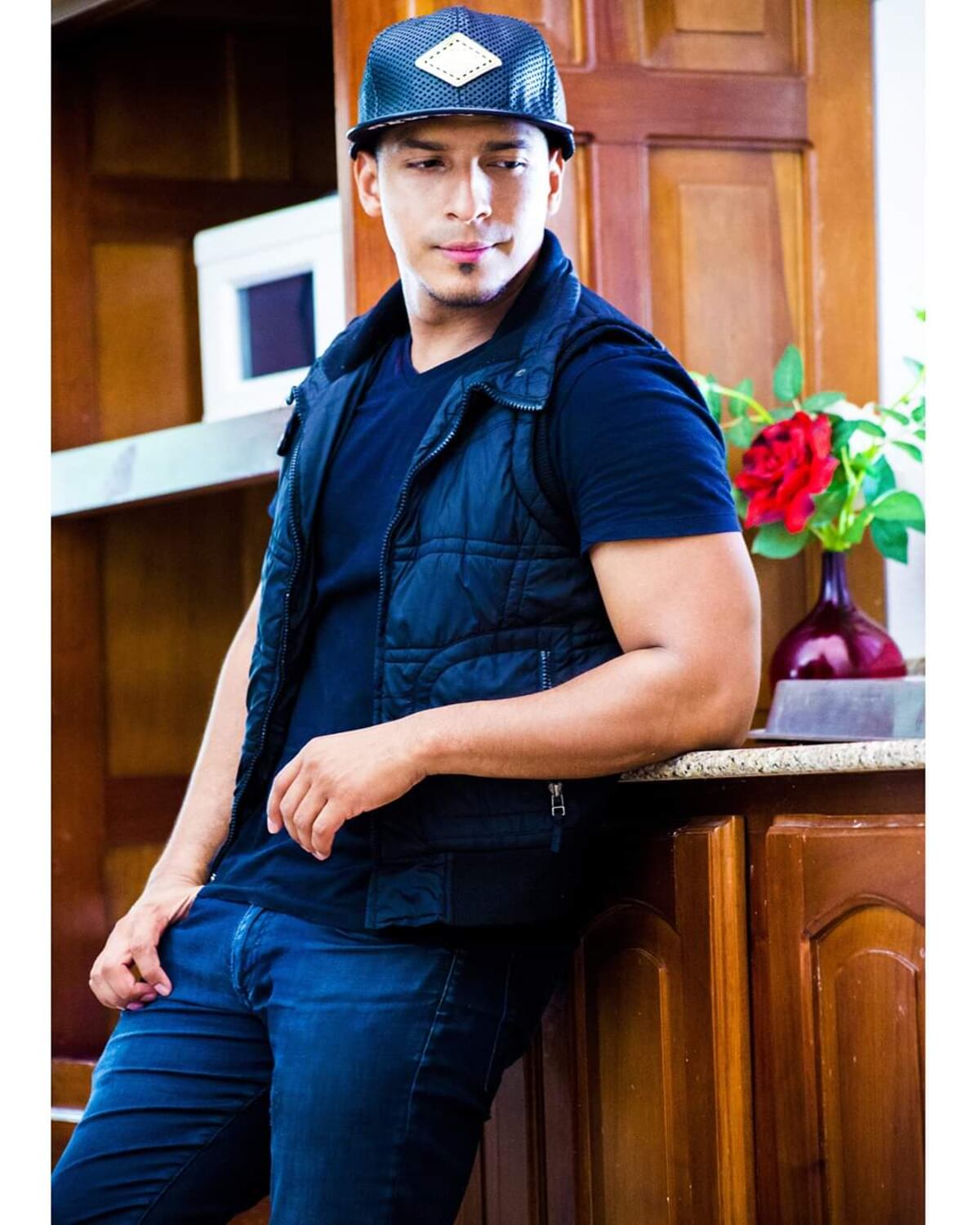 El cantante panameño Magg Brown regresa a la música y prepara nuevo lanzamiento