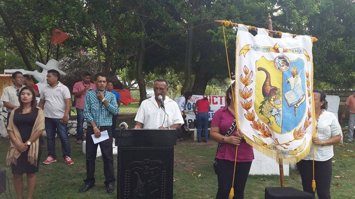 Historia del Bus 8B-06 es narrada en un libro