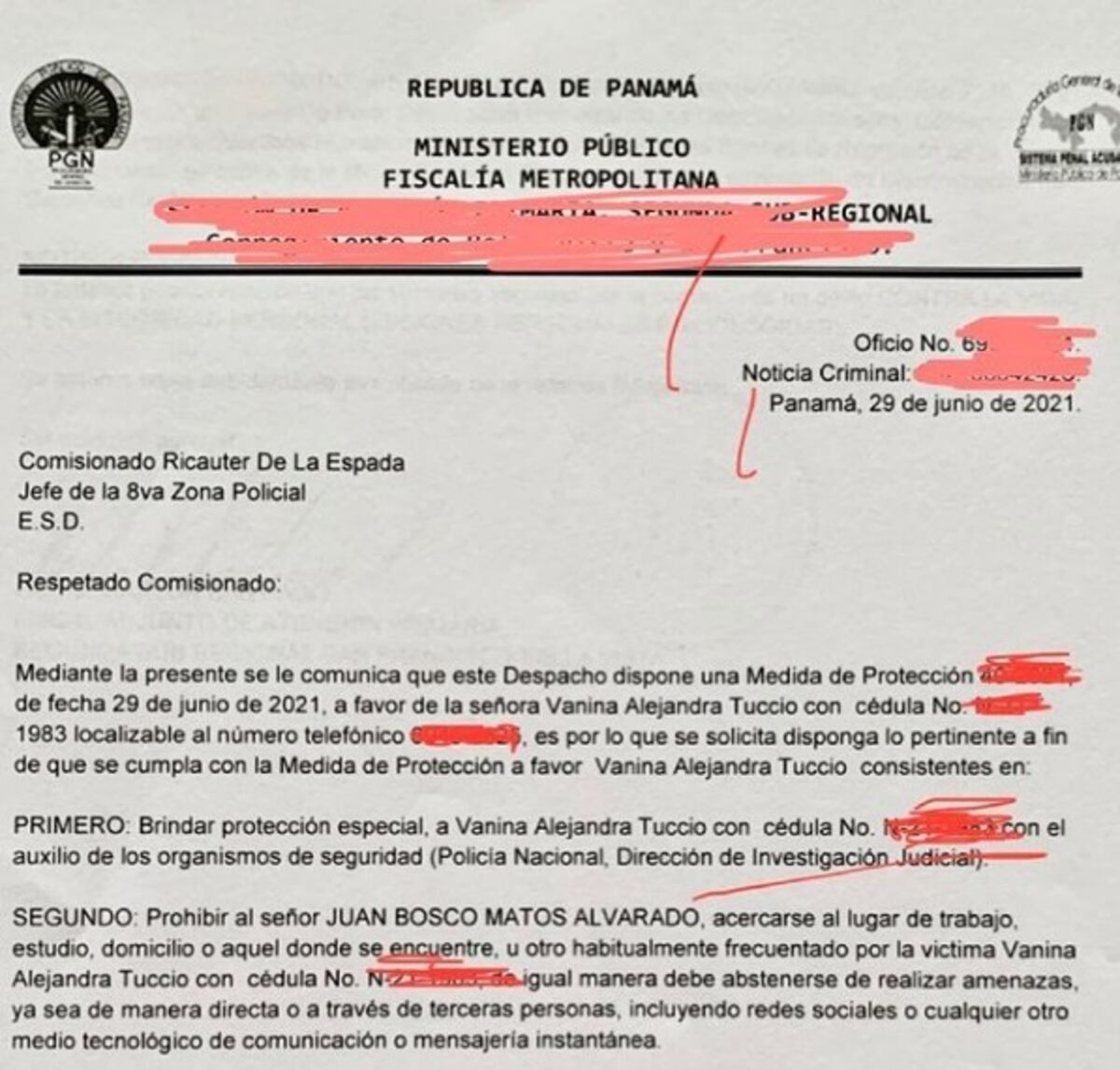 Exnovia de coach panameño de salud lo denuncia por violencia de género y muestra fotos de moretones. Él reacciona