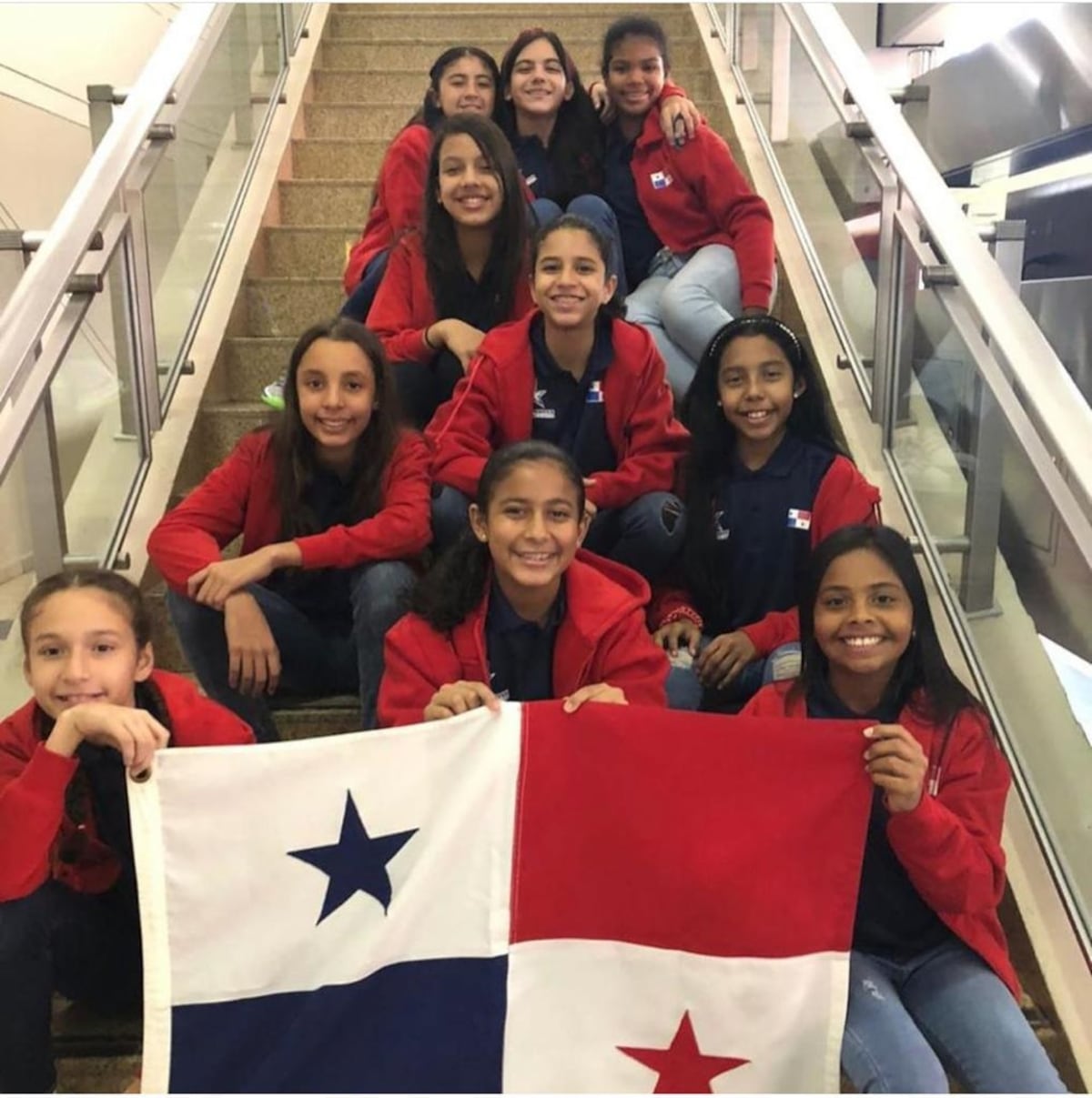 Panameños quieren plantar bandera en Costa Rica