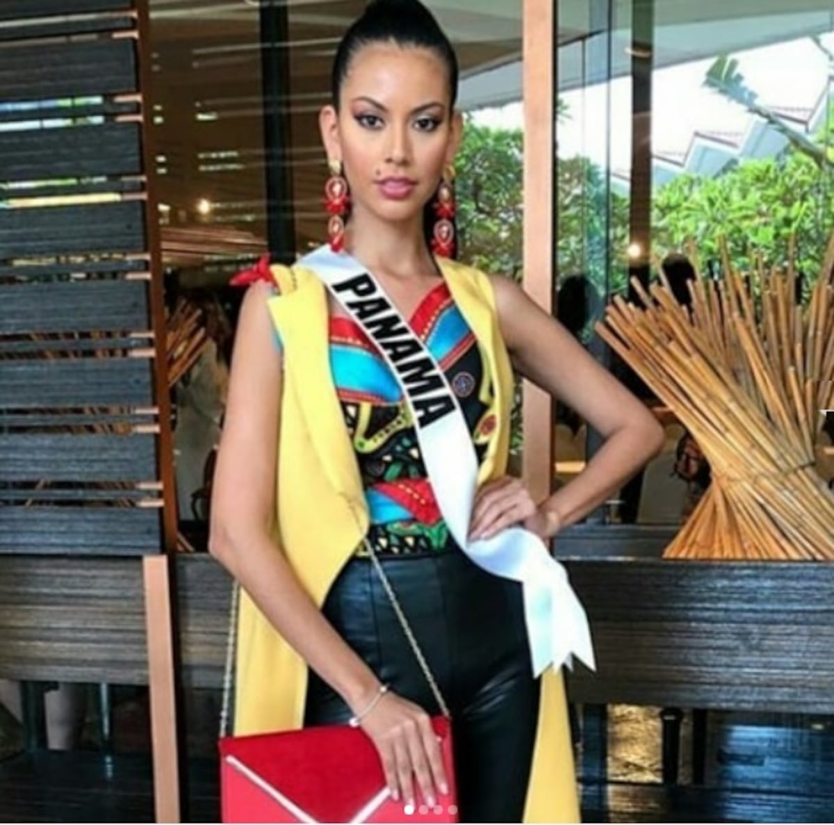 Conocedora del arte guna critica a Rosa Montezuma por usar mola en concurso