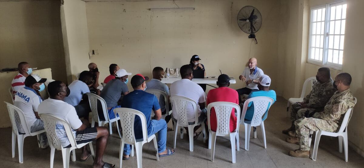Pescadores de Puerto Caimito y la ARAP se vuelven a reunir para ordenar la pesca de pargo en verano