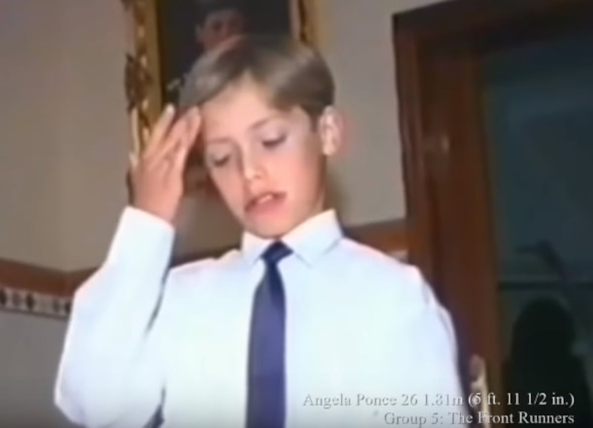 Revelan fotos del pasado de la mujer transexual que ganó el Miss España