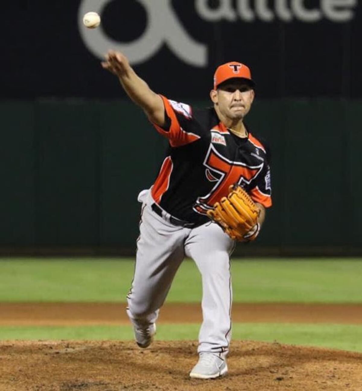 Paolo Espino sufre su tercer revés del año con los Toros