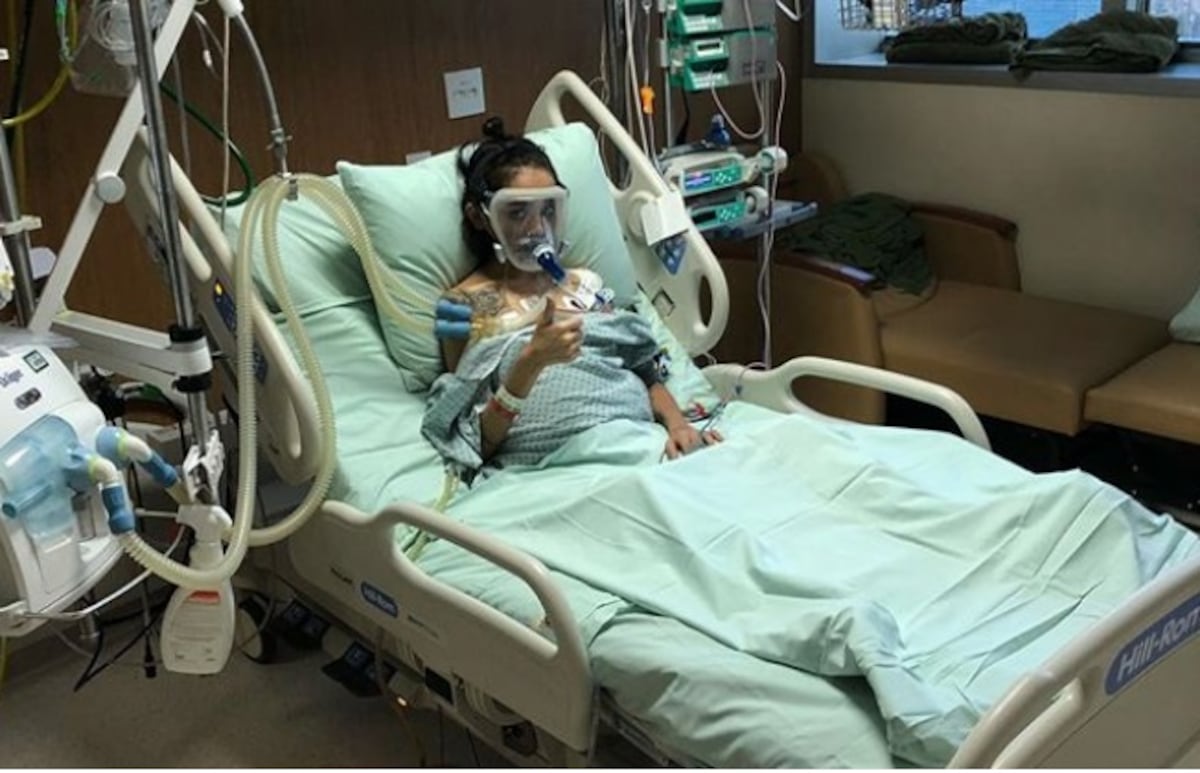 ¡Qué lástima! Modelo que documentó su cáncer en Instagram murió