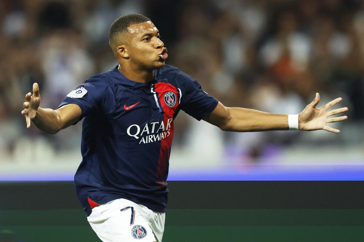 Kylian Mbappé exige al PSG el pago de 60 millones de dólares ante la UEFA