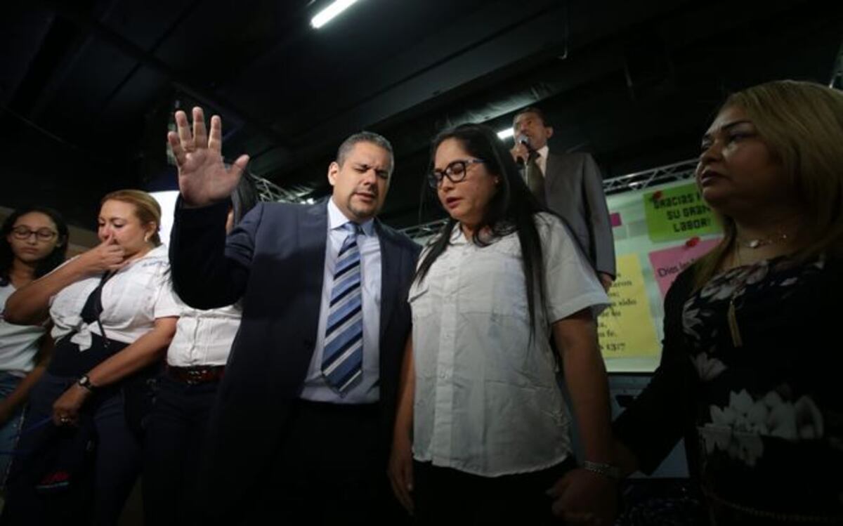 Zulay llora,habla de maletines en contienda del PRD y que habrá sorprendidos