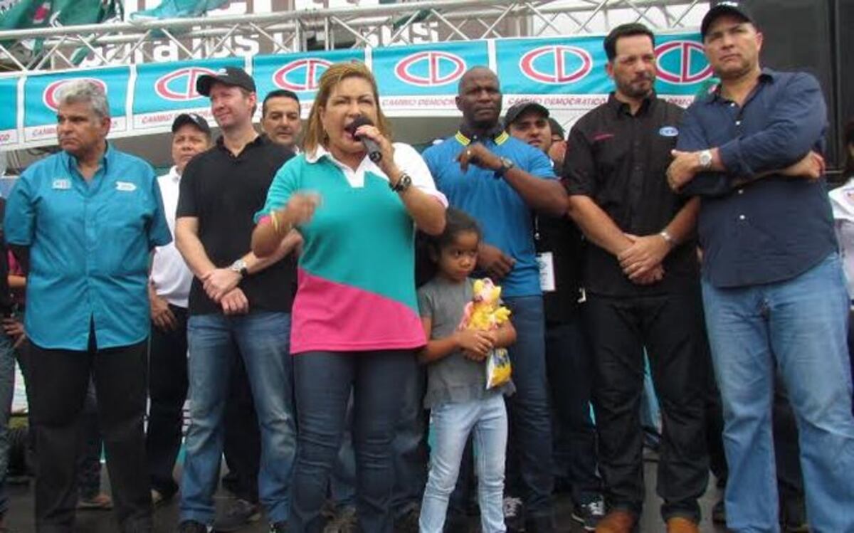 ¡SERIO! Ferrufino se activa políticamente y Martinelli se ejercita en Miami