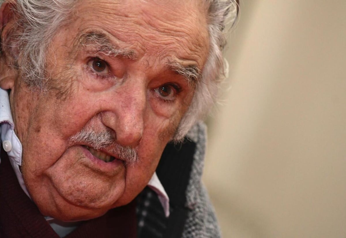 Expresidente uruguayo José Mujica tiene un tumor en el esófago