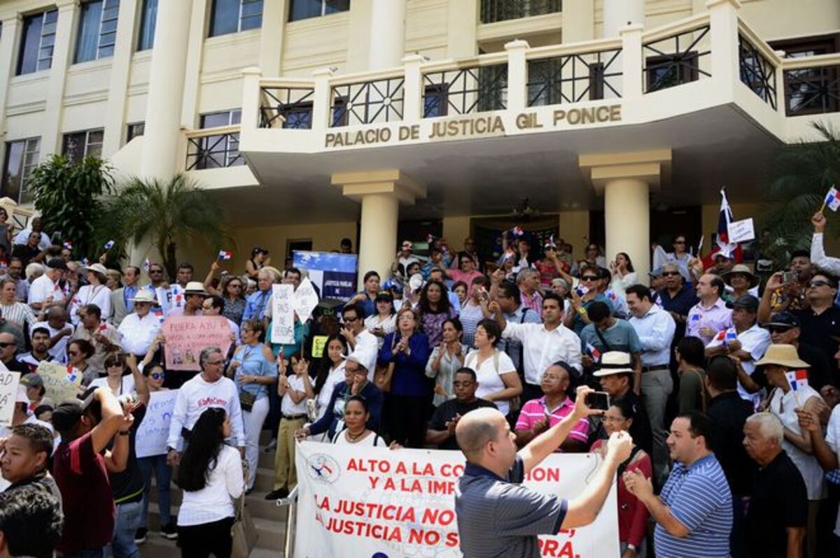 JUSTICIA O RENUNCIA. Este martes la protesta es en Calle 50 por caso Odebrecht