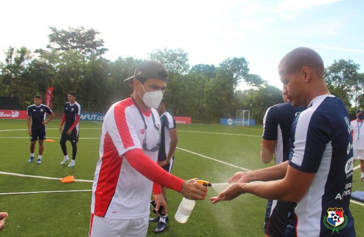 Día de recuperación y pruebas de covid-19 en la ´burbuja de la selección”. Video 