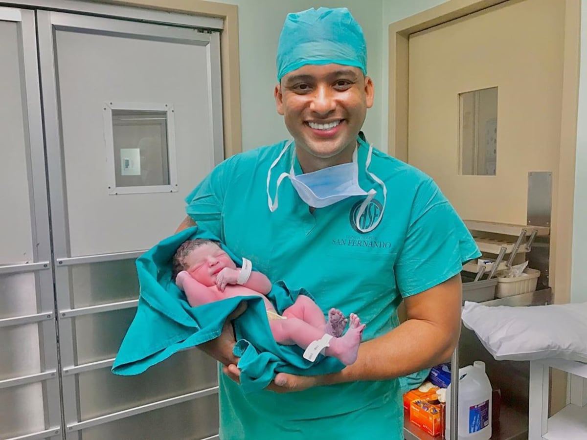 Bendición de Navidad. Makano se convierte en papá por tercera vez