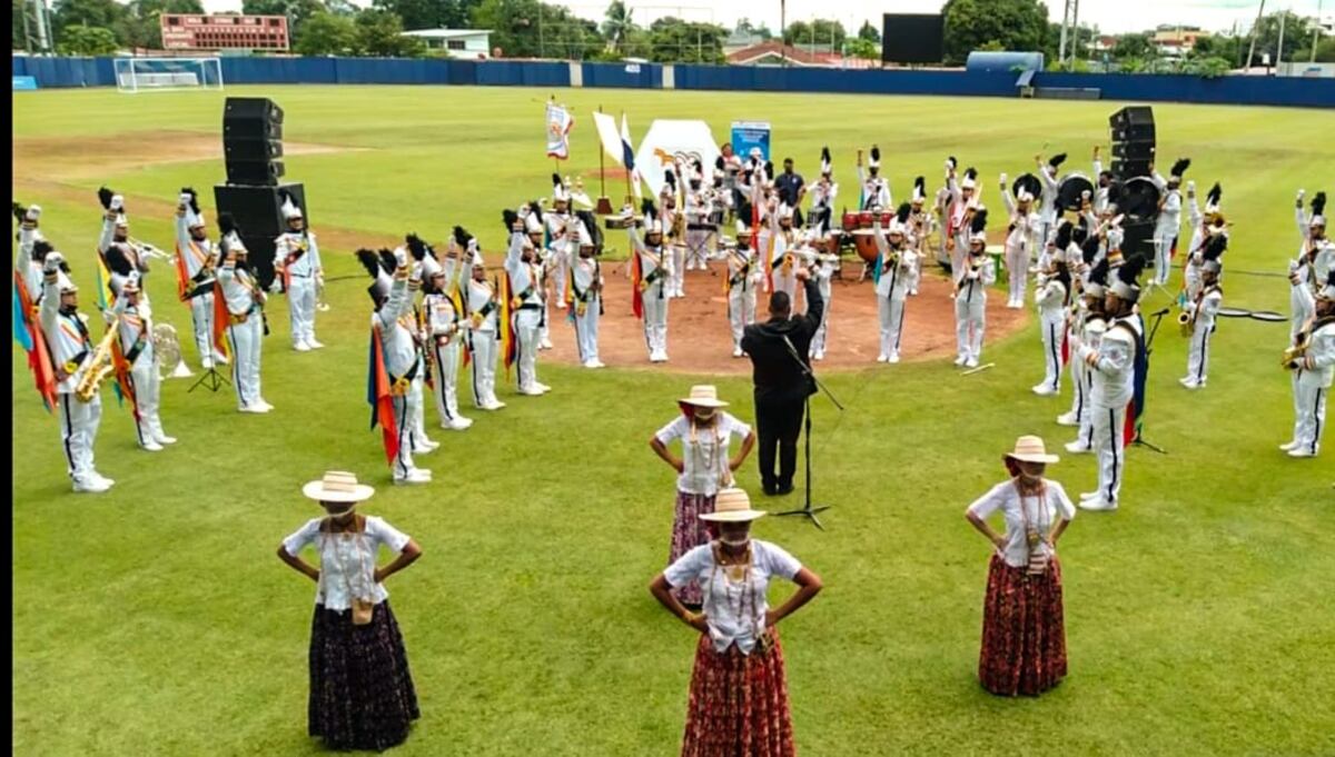 Banda de Veraguas seleccionada para representar a Panamá en el Desfile de las Rosas 2023