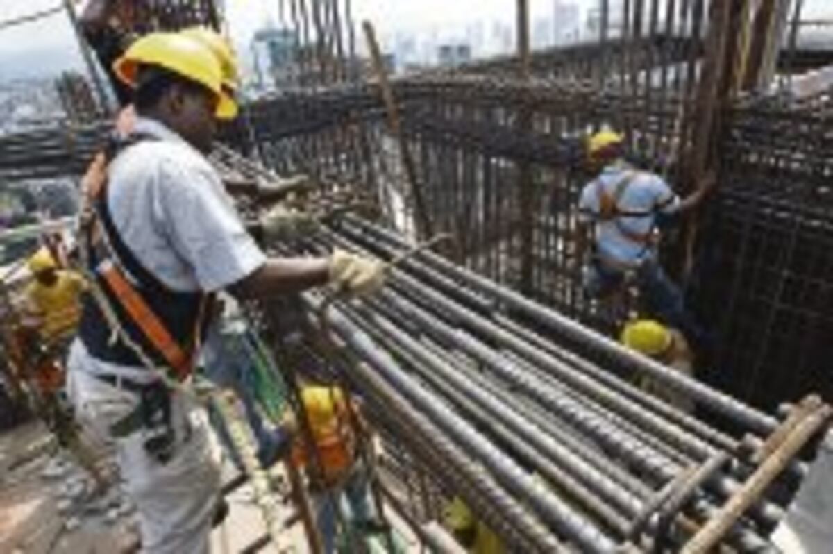 Trabajadores regresan al diálogo en la mesa económica laboral