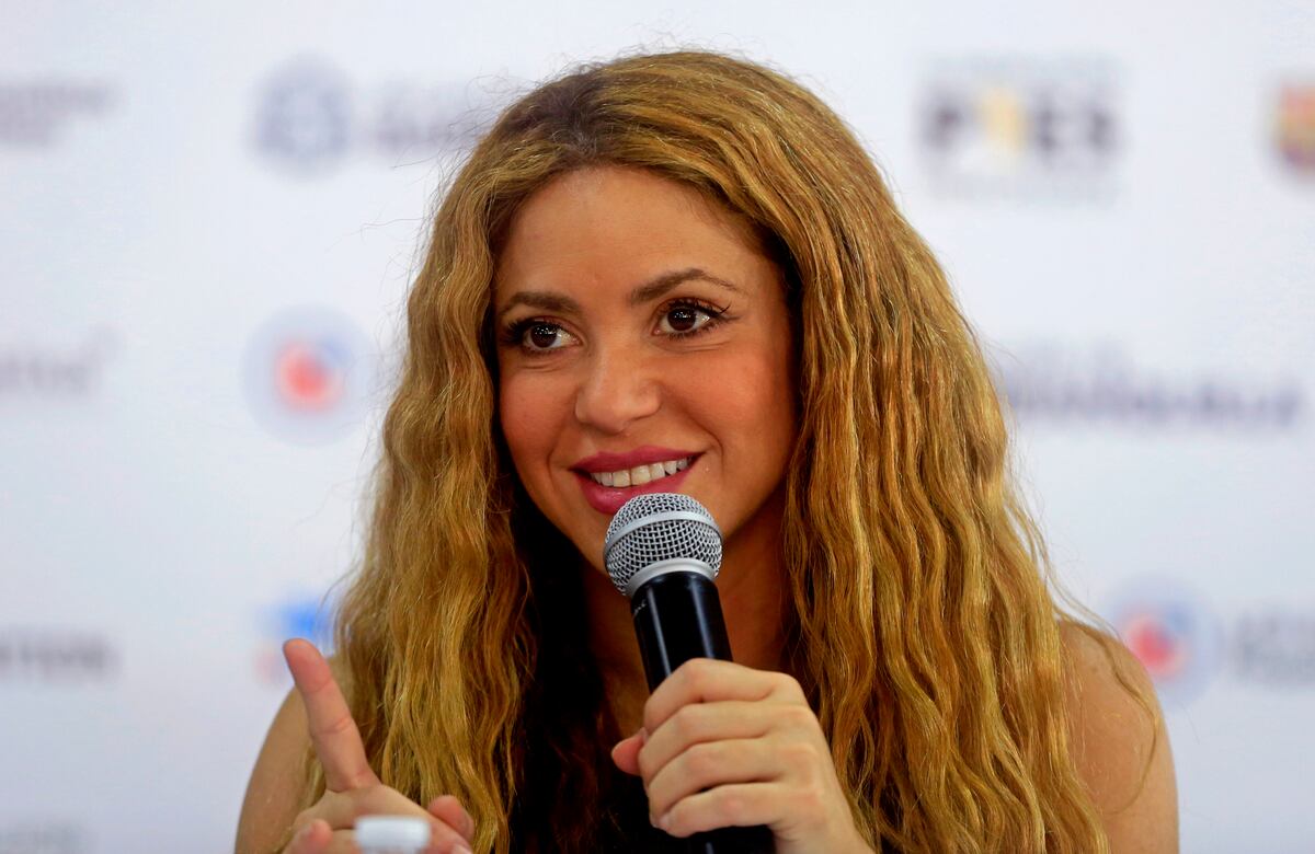 Shakira inauguró colegio en uno de los barrios más deprimidos e inseguros de su natal Barranquilla