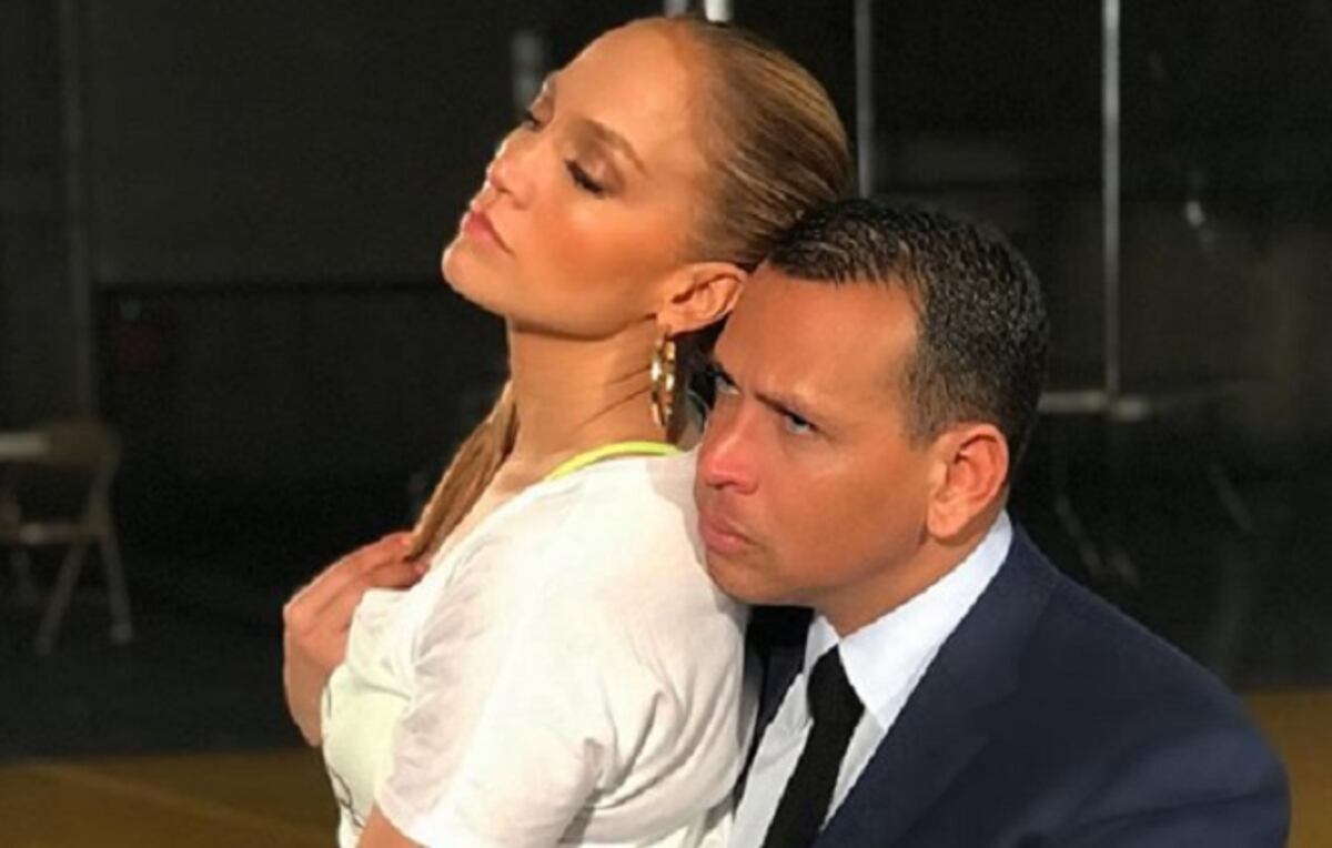 Jennifer López le da clases de salsa a su 'papi' Alex Rodríguez