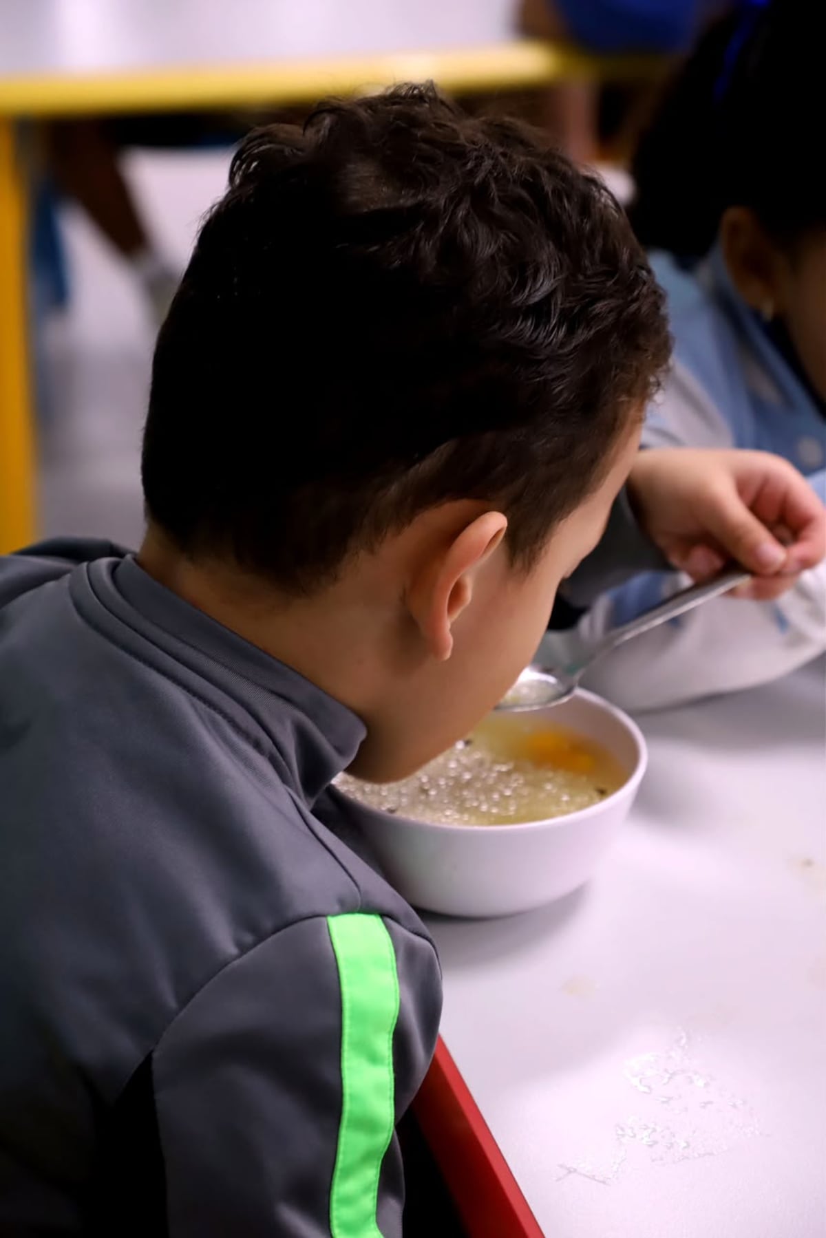Más de 800 niños recibirán comida balanceada en los CEDI de la capital