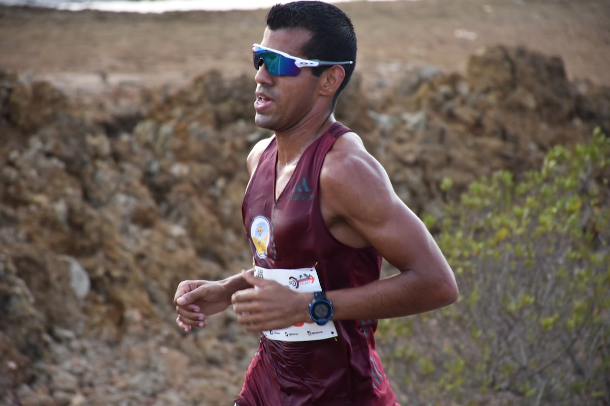 El panameño Jorge Castelblanco sigue por el sendero del triunfo