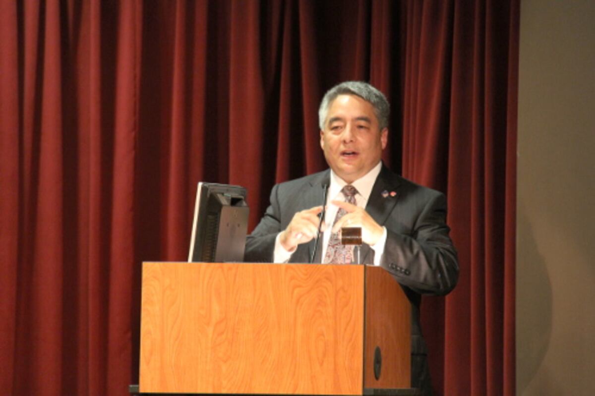 Coronel de la Fuerza Aérea se reencuentra con su madre en Japón 45 años después