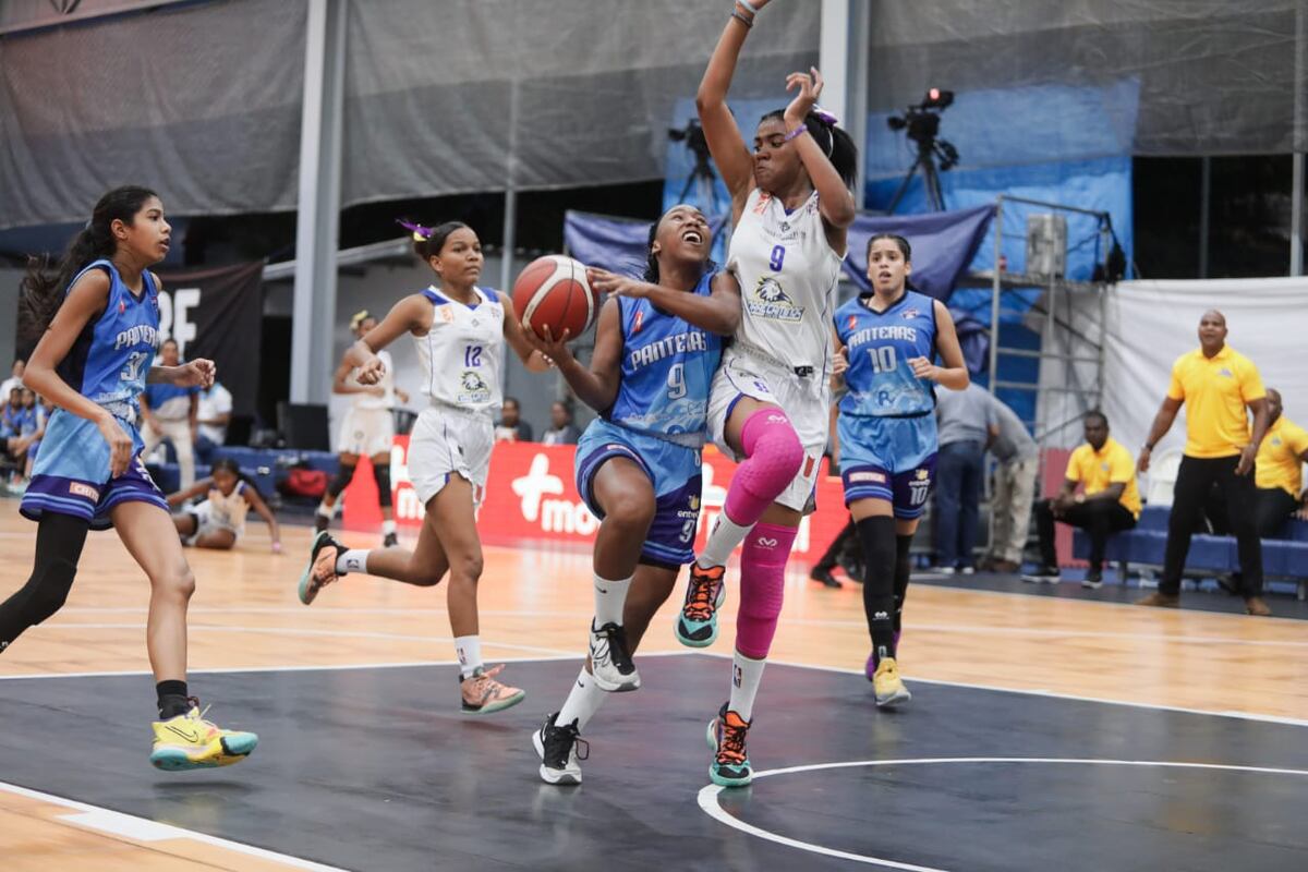 Correcaminos en la LPBF U16 y Toros en la LPB U21 a un juego del título