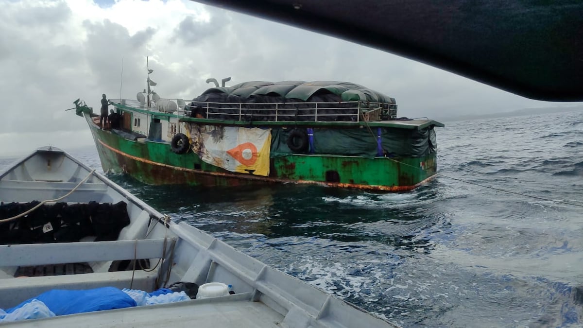 Rescates y decomisos: Aeronaval refuerza control en el Caribe