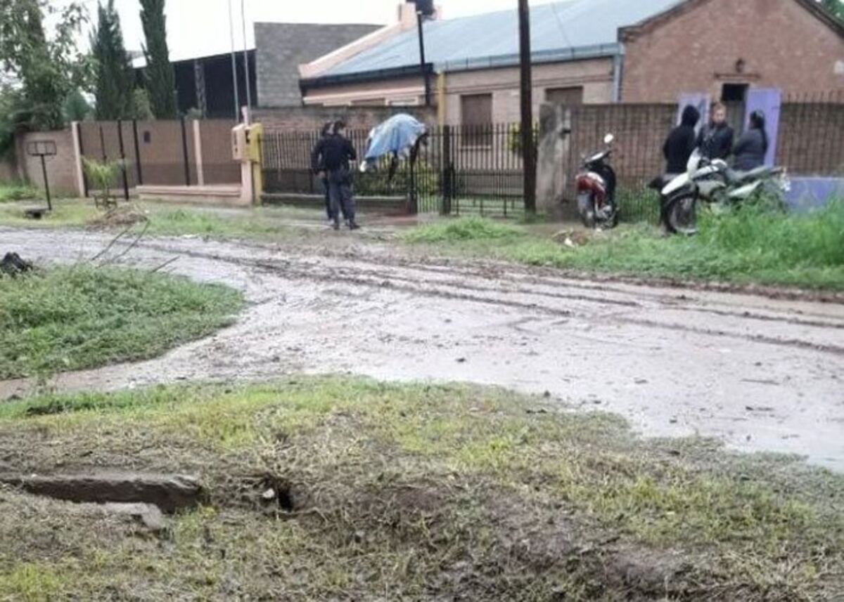 ¿Karma? Un hombre se dispara accidentalmente cuando iba a matar a novio de su ex