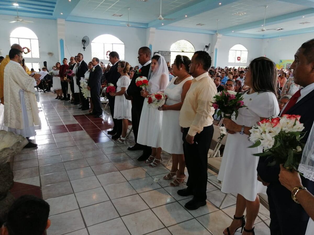 ¡Que viva el amor! Matrimonios masivos en el Día de la Sagrada Familia