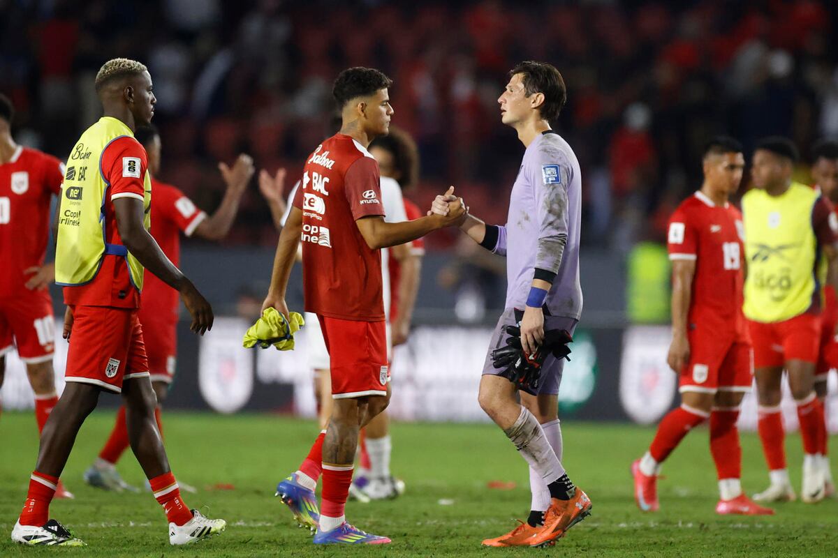 Pese a las críticas, la Selección respalda firme a Thomas Christiansen