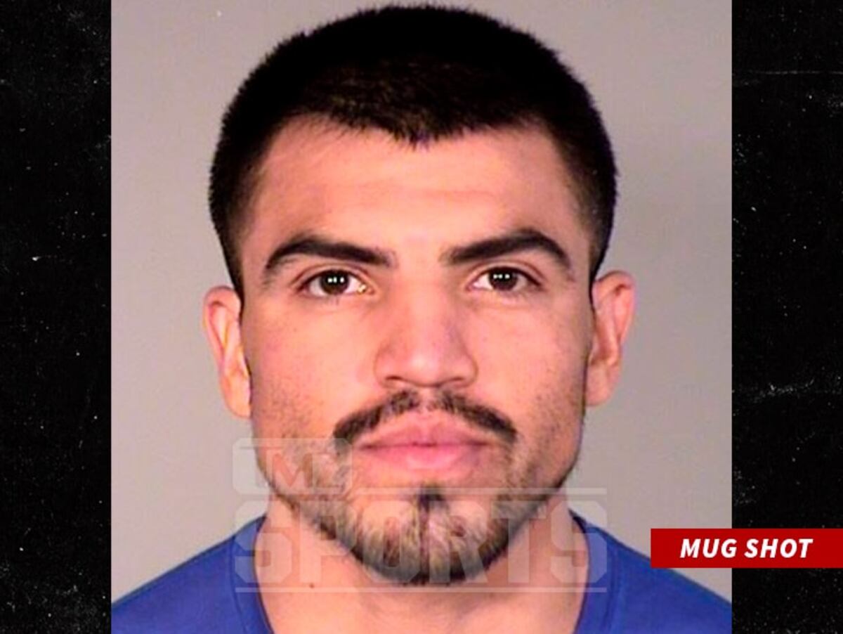 Arrestan al excampeón del peso Welter Víctor Ortiz, por violación