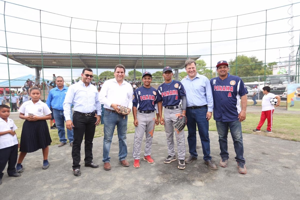 Atalaya se beneficia con un complejo para desarrollar el deporte