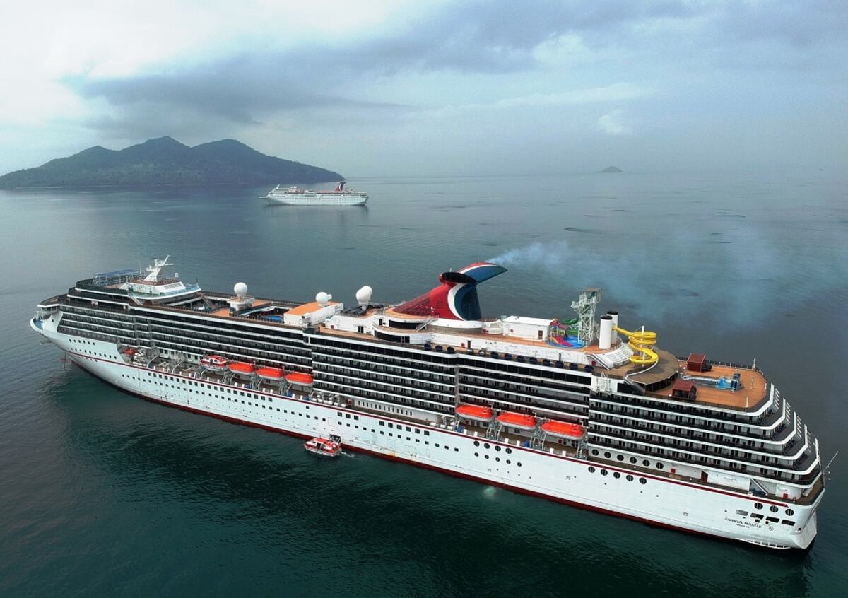 Nuevo récord de tránsito en el Canal de Panamá