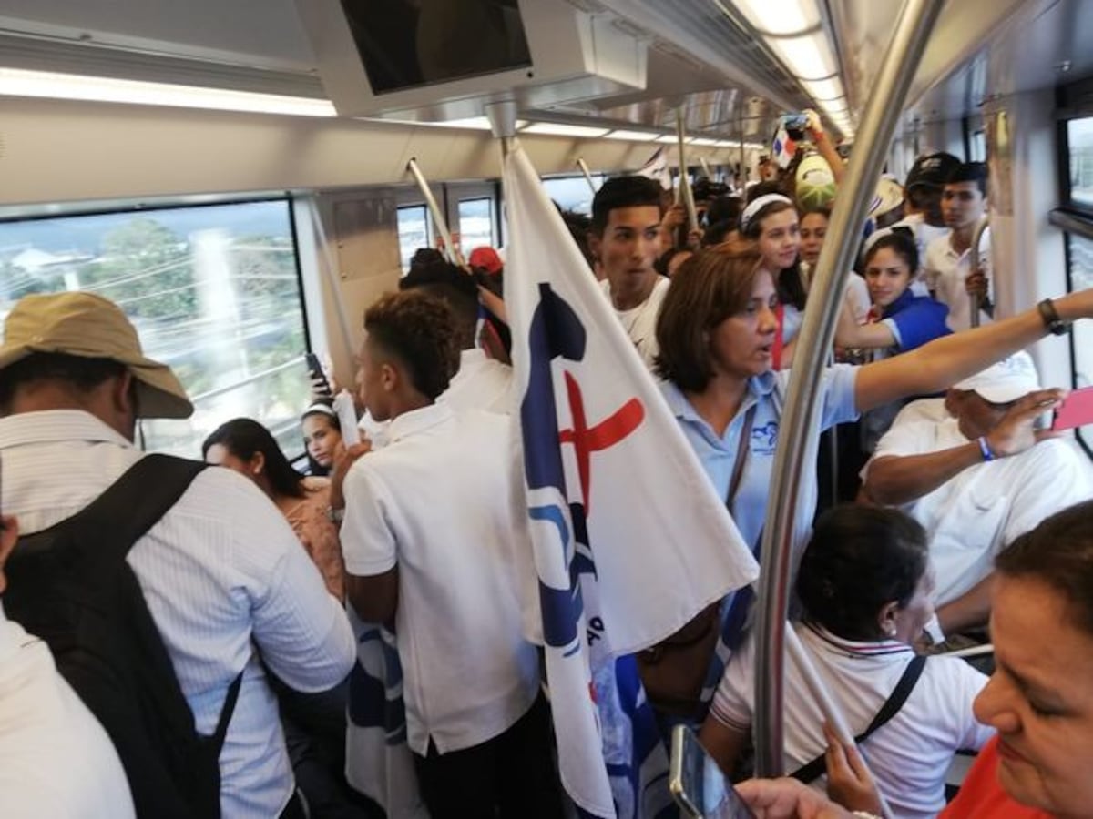 Peregrinos estrenan línea 2 del Metro.Conozca las estaciones abiertas al público