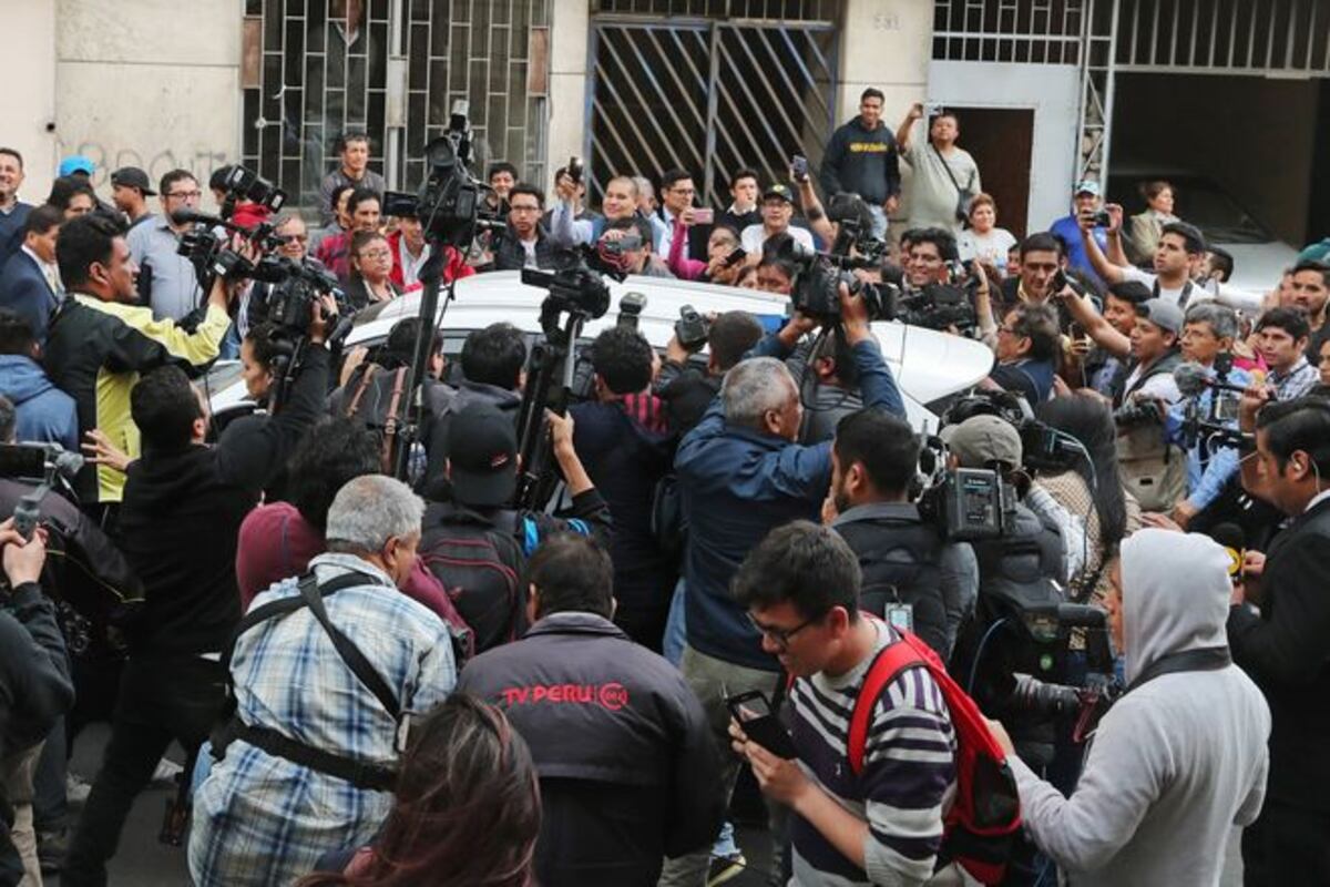 Detienen en Perú a la política Keiko Fujimori por caso de corrupción