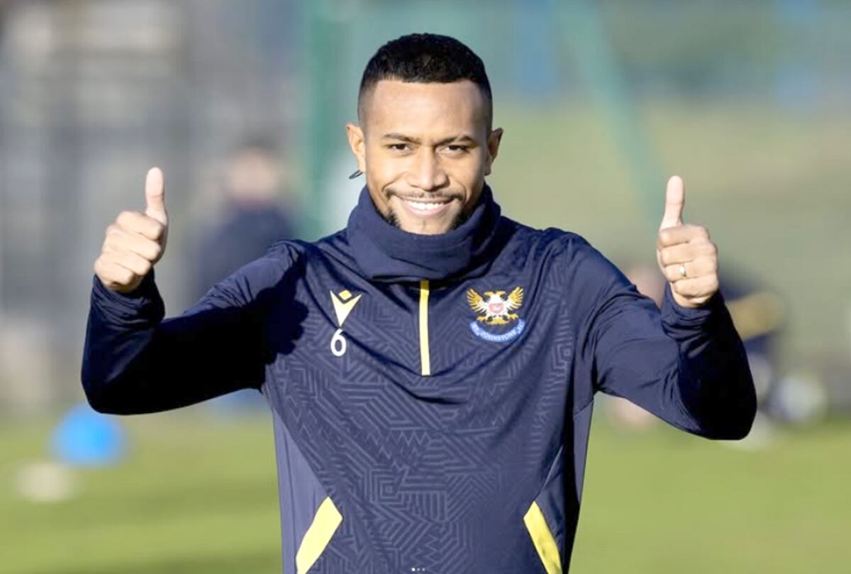 ¡Víctor Griffith listo para la batalla! St. Mirren y St. Johnstone chocan en un duelo clave para ‘Los Santos’