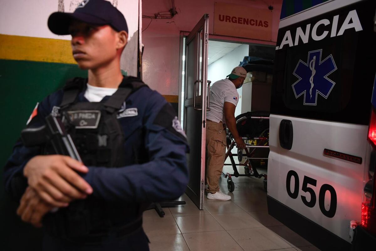 Bus de pasajeros queda en medio de una balacera en El Valle de Urracá. Una pasajera muere. Video