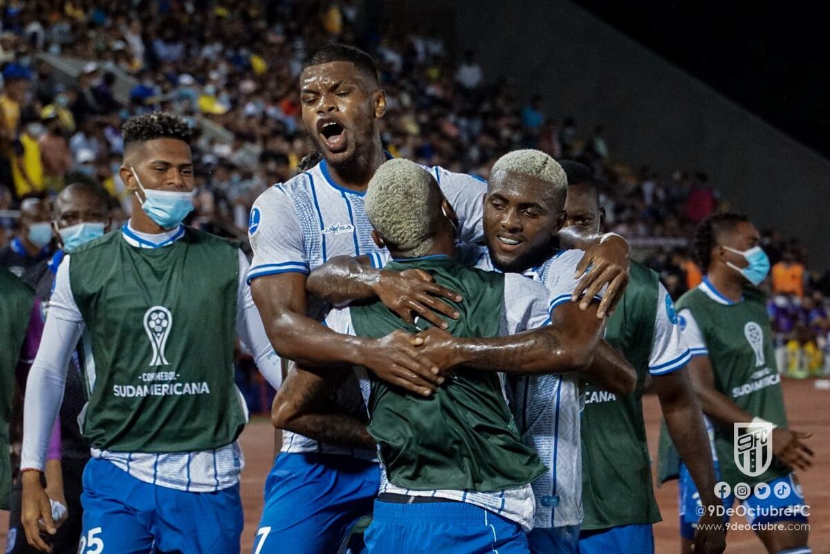 Newton Williams asiste, Richie Phillips anota y el 9 de Octubre avanza en la Copa Sudamericana