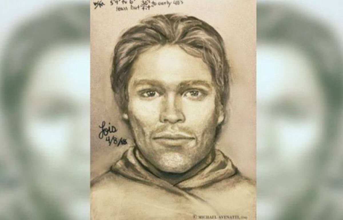 Trump dice que retrato que mostró actriz porno es una estafa