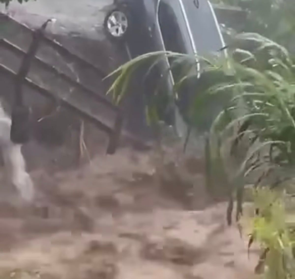 Boquete bajo agua: intensas lluvias provocan inundaciones, desbordamientos y suspensión de clases