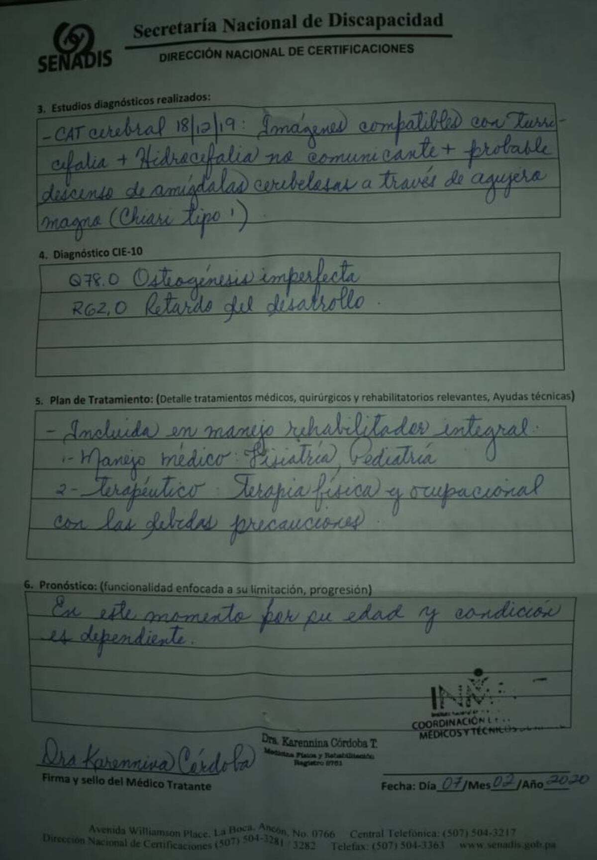 Es su primer Día del Padre con Andrea, la niña de cristal que nació hace un año en Panamá 