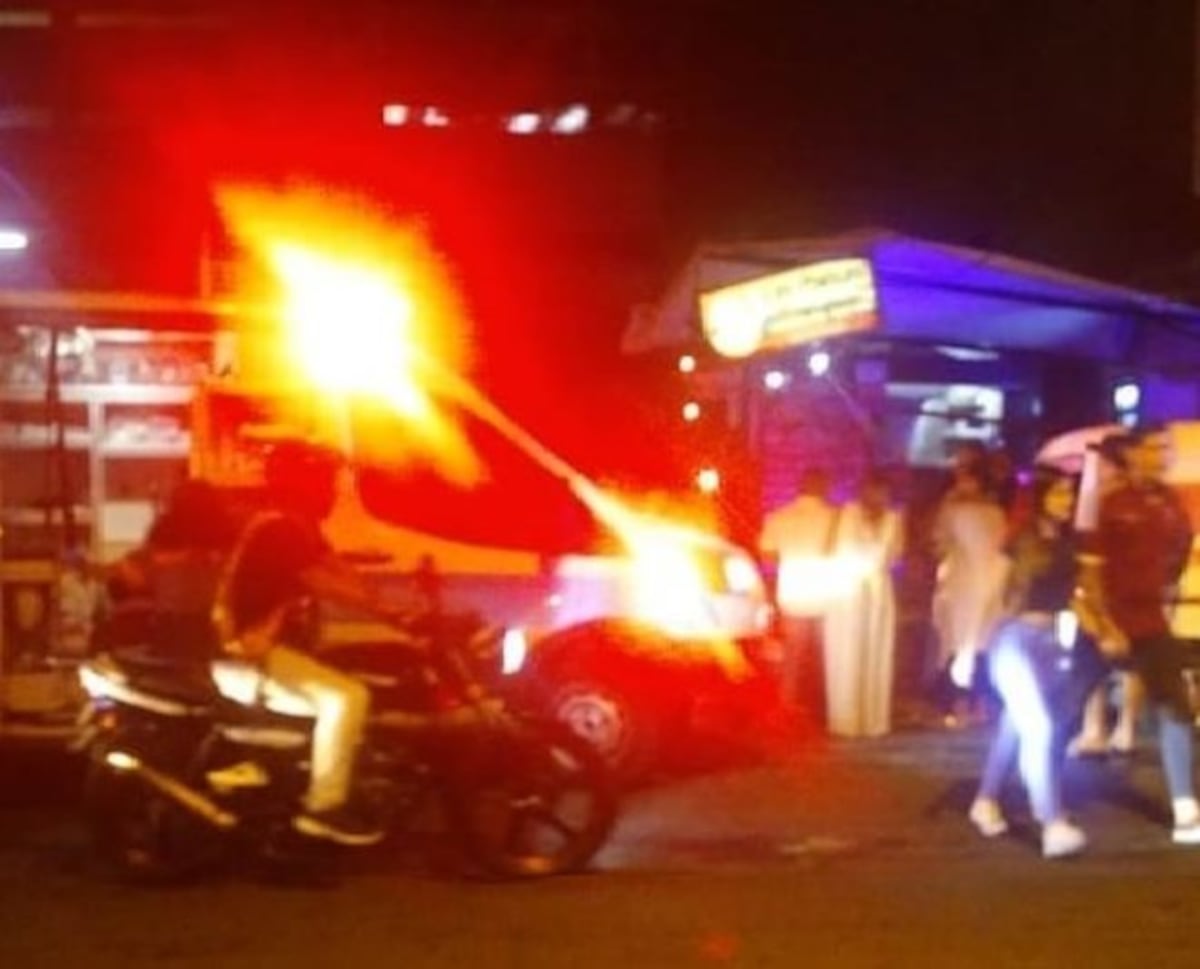 Cae otra persona desde un hotel en área bancaria y pierde la vida. Video