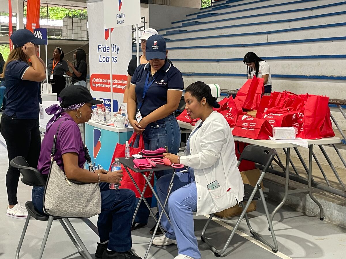 Orgullo de canas: abuelos marchan por sus derechos