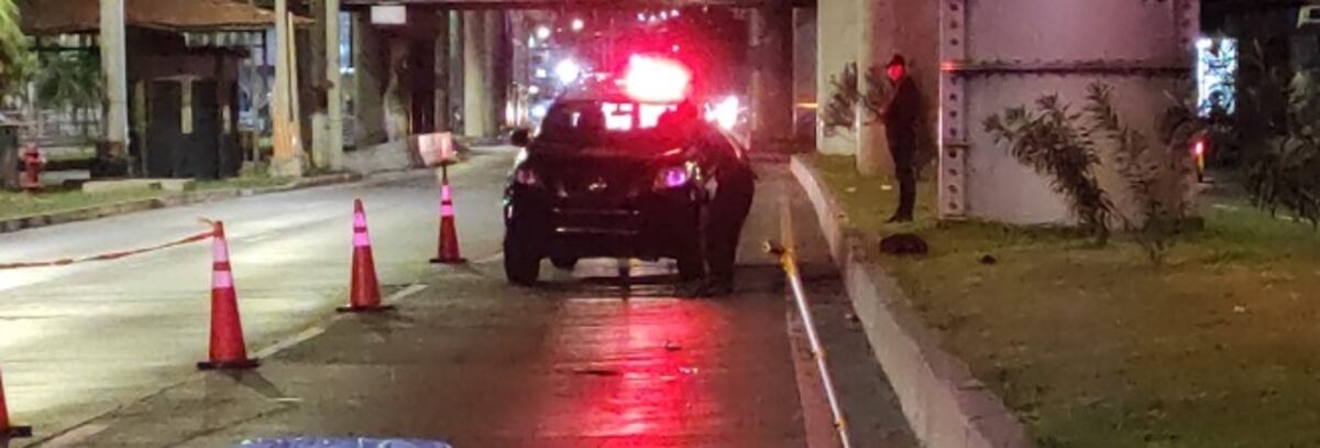 Un hombre murió en la vía Transístmica víctima de un atropello y fuga. Video