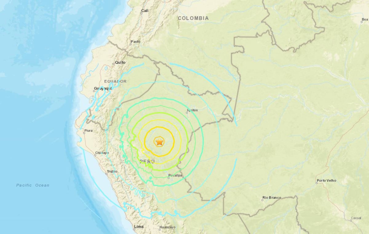¡Fuerte! Sismo de 8,0 sacude Perú y se siente en tres países más 